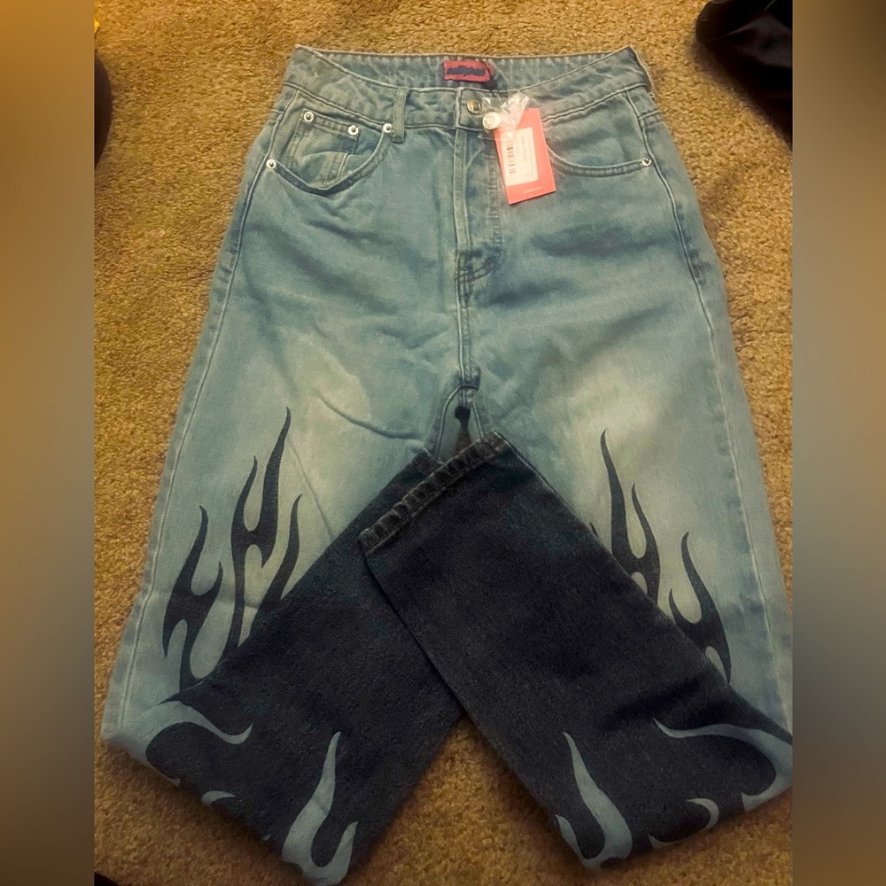 NEW W/TAGS such dope High Waisted flame denim jeans. SZ SML ( 24/25/26)